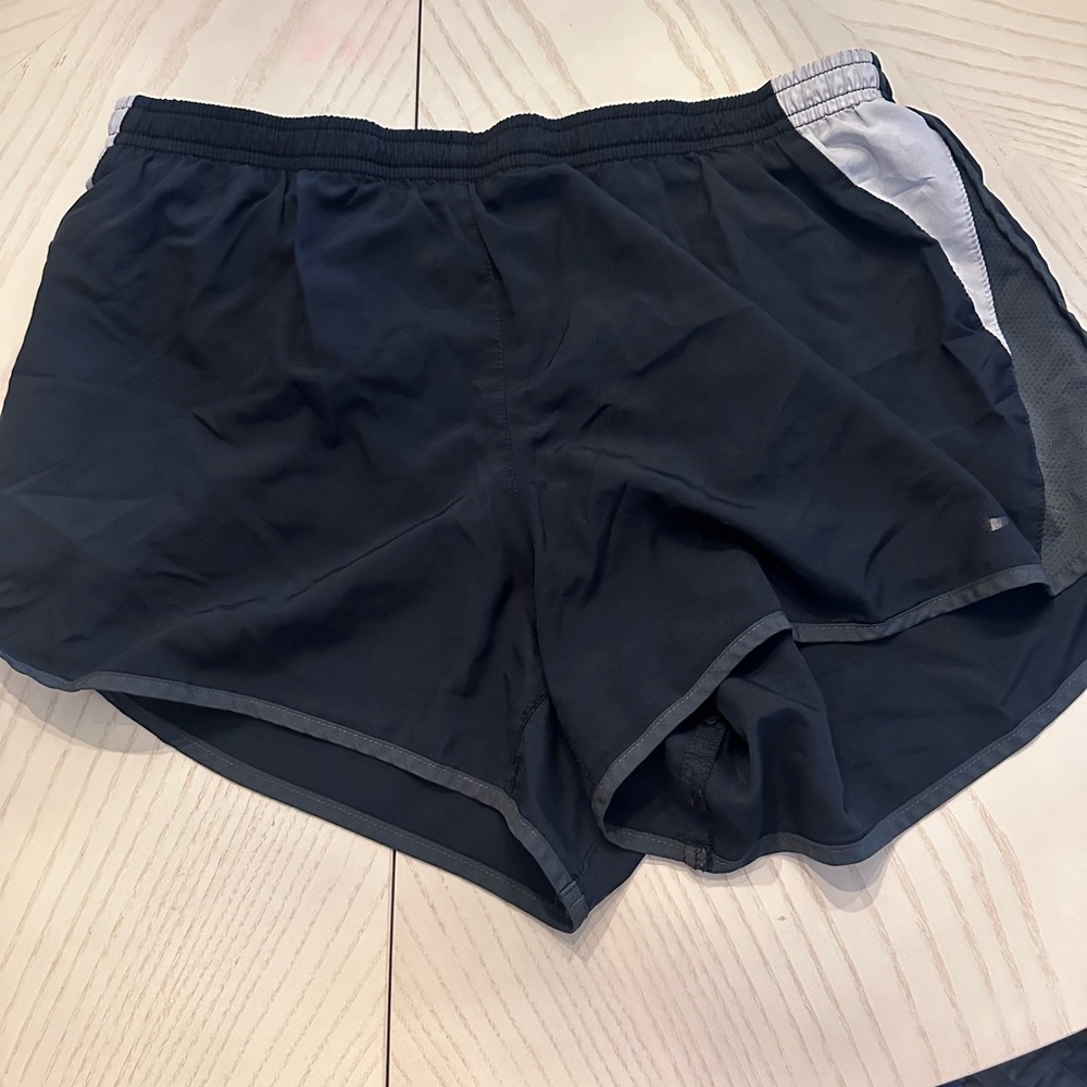 Nike dri fit running shorts black and white